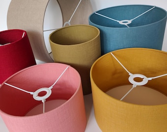 Linen Duo lampenkappen in trommel- en cilindervorm met bijpassende linnen voering