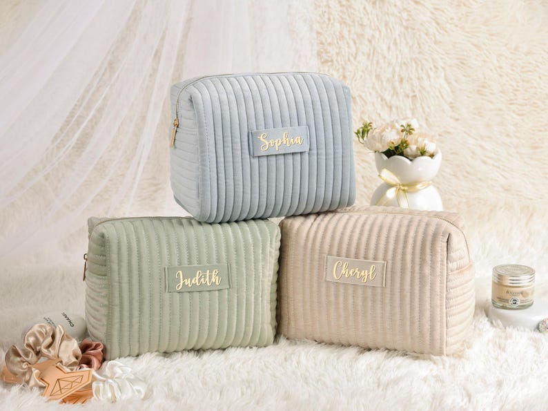 Bridesmaid Makeup Bag, Bridesmaid Gifts, Bride Velvet Cosmetic Pouch, Valentine's Day Gift for Her, Birthday & Wedding Favor image 1