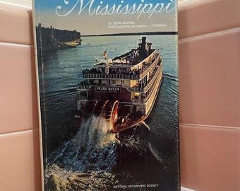The Mighty Mississippi - Vintage book