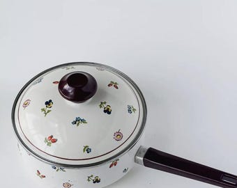 Vtg Rare Germany Villeroy & Boch petite fleur Enamelware pan / Pot w lid Handle
