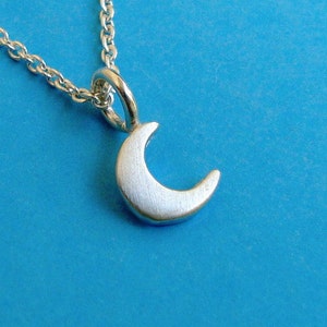 Tiny Crescent Moon Necklace Sterling Silver / Dainty Celestial Pendant / Minimal Gift