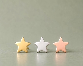Solid Gold Tiny Star Earrings / Celestial Post Earrings / Dainty Everyday Jewelry / E37-GD