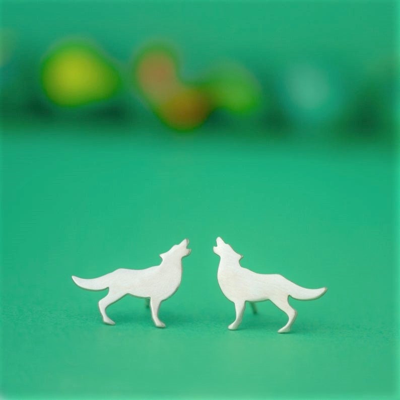 Sterling Silver Wolf Studs, Howling Wolf Earrings / E43 - Etsy