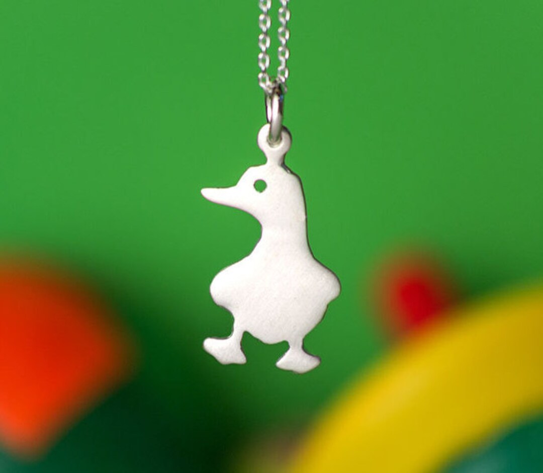 Sterling Silber Enten-Anhänger 'Lesende Ente' – Halskette Für Geflügel-Liebhaber, Geschenk In Geschenkbox