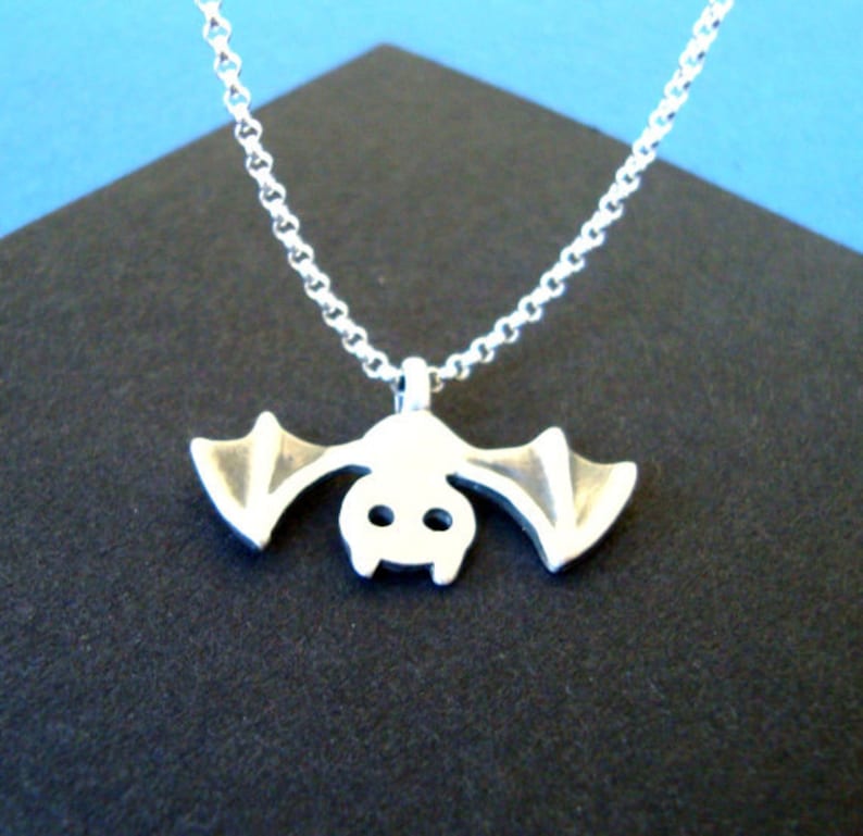 Bat Necklace Vintage Gothic Bat Pendant Necklace For Women