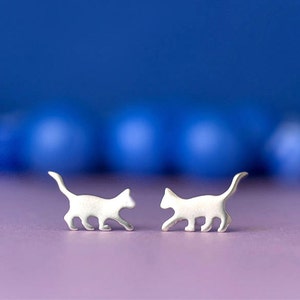 Cat Earrings / Kitten Studs sterling silver / Animal Jewelry