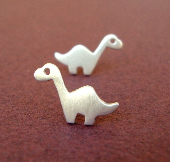 Girls//boys sterling silver dinosaur pouch Triceratops stud earrings