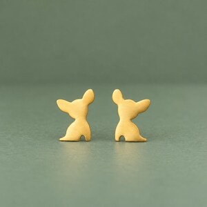 Massief gouden chihuahua-oorbellen: minimalistische huisdierstekers / E29-GD