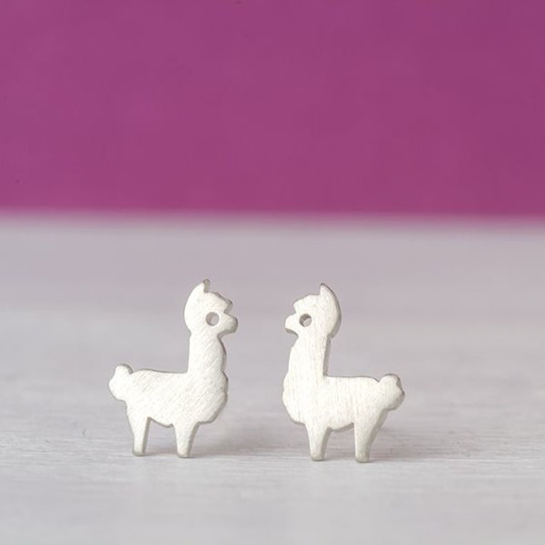 Pendientes de alpaca de plata de ley / Studs de llama / Joyería mínima / Regalo para niños adolescentes mamá