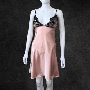 Black Lace Powder Pink Nightgown High Quality Satin