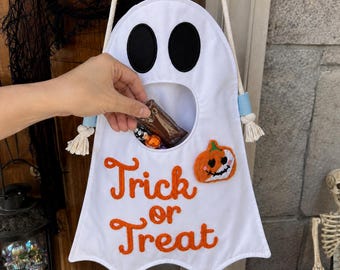 Personalized Ghost Trick or Treat Bag, Custom Name Halloween Candy Bucket, Ghost Shaped Halloween Basket, Kids Halloween Gift