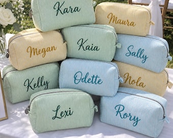 Personalized Seersucker Makeup Bag, Custom Embroidered Name Cosmetic Pouch, Gift for Her, Birthday Gift, Christmas Gift, Travel Makeup Bag