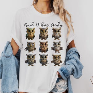 Cute Owl Vibes T-Shirt, Adorable Owl Graphic Tee, Unique Owl Lover Gift, Cute Animal Print Shirt, Funny Owl Design Top