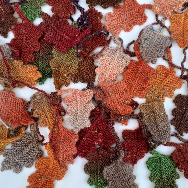 Knitted oak leaf, Autumn Garland, oak leaf bunting, Autumn Decor, oak leaves decoration