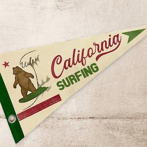 California Surfing pennant