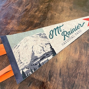 Mt Rainier National Park Pennant