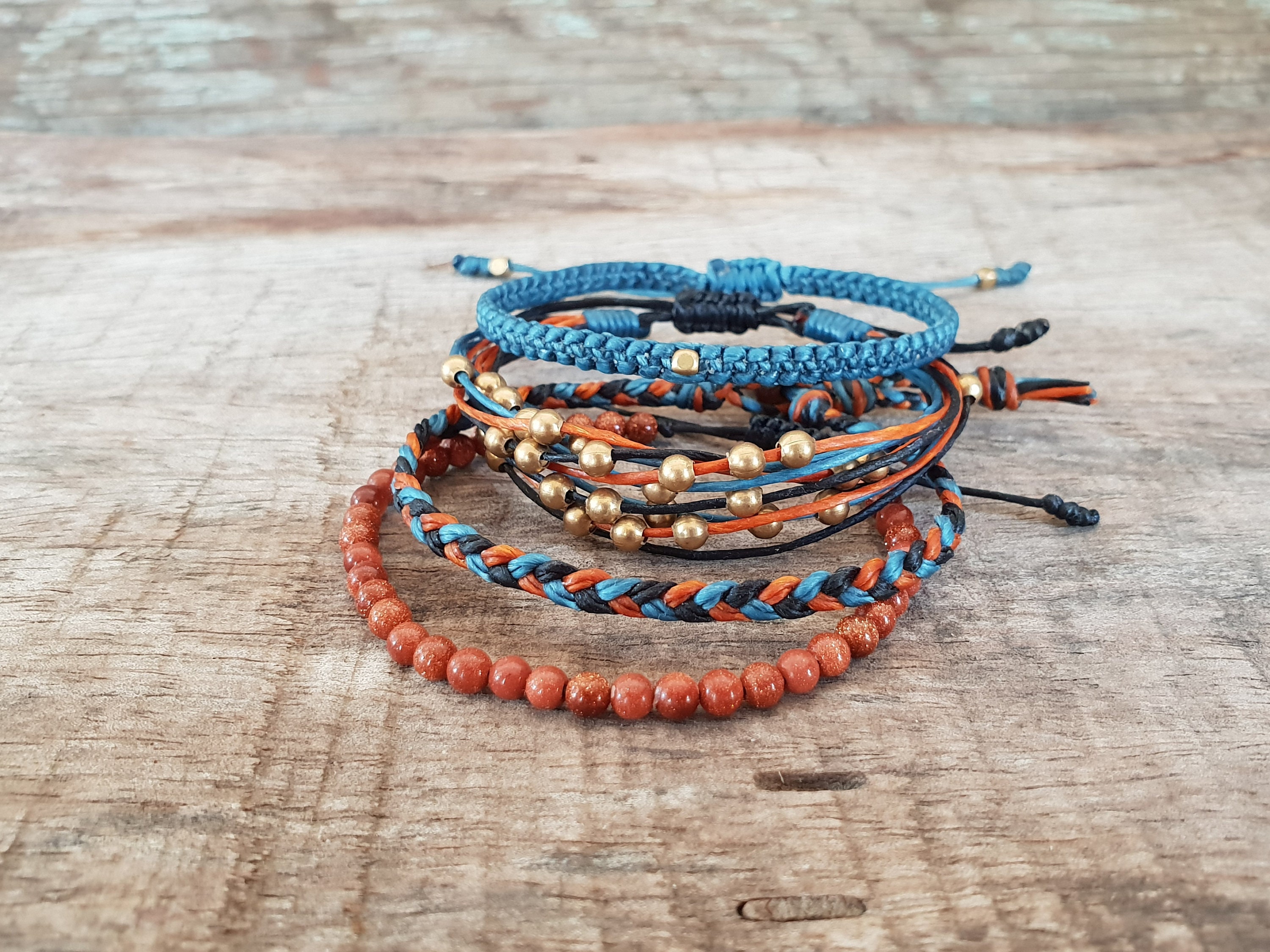 Paire De Bracelets En Laiton Et Pierres Multicolores - Neuf Sans Emballage D'origine