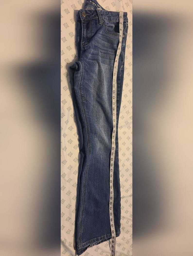 Seven7 bootcut damesjeans blauw medium wash geborduurde denim mt 10 afbeelding 9