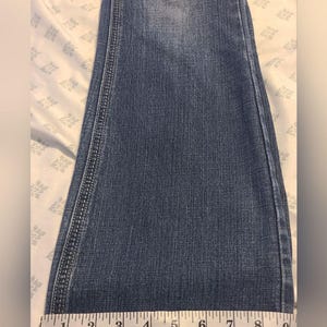 Seven7 bootcut damesjeans blauw medium wash geborduurde denim mt 10 afbeelding 7