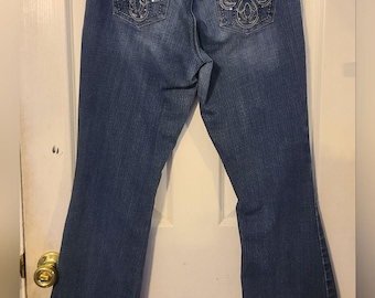 Seven7 Damen Bootcut Jeans Blau Medium Wash Bestickter Denim