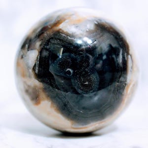Volcano Agate Sphere 2.2&quot; UV Reactive