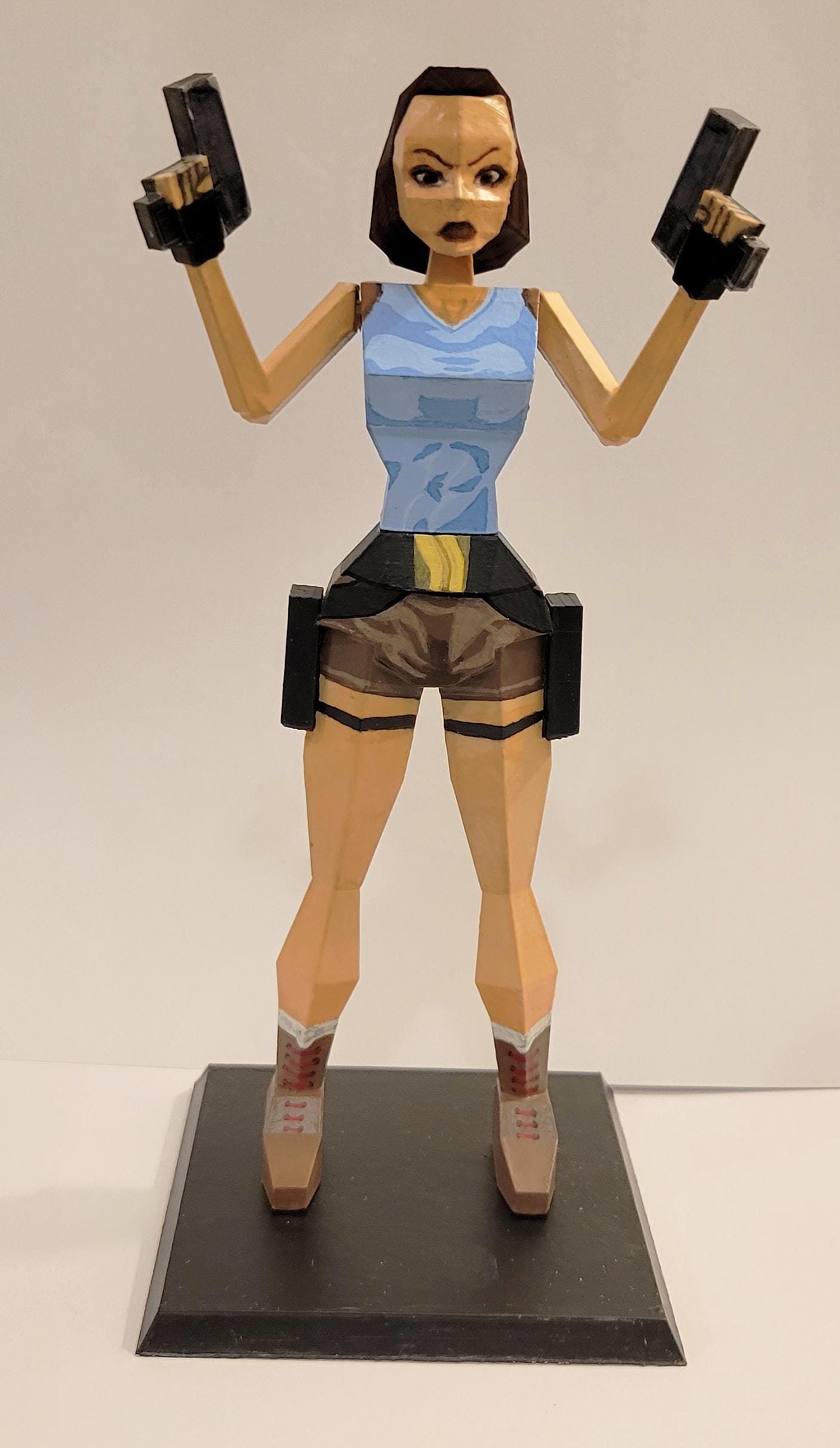 Lara croft figure - Etsy 日本