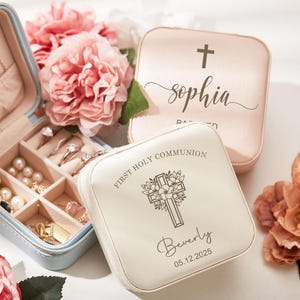 Benutzerdefinierte erste heilige Kommunion Geschenk für Mädchen, personalisierte Schmuckschatulle, katholisches religiöses Geschenk für Mädchen, Geschenk für Patin / Patin, Christian