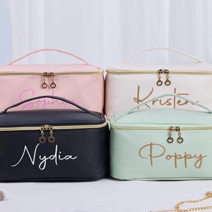 Embroidery Bridesmaid Gift Bag,Personalized Leather Makeup Bag,Custom Cosmetic Bag,Bridesmaid Gift,Wedding Gift For Her,Bridal Party Gift.