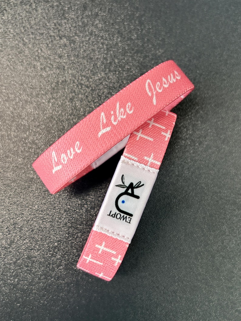 Tap To Pray™ Wristbands Medium Patchwork-Love Like Jesus main image 0