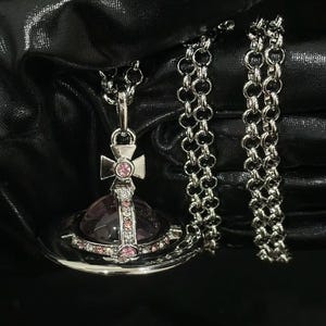 未使用級　レア　ヴィヴィアンウエストウッド　3Dオーブ　ロングネックレス　黒 Vivienne westwood 3d orb necklace - Etsy 日本