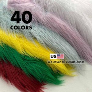 Könnte beinhalten: Eine Auswahl an Kunstfell in verschiedenen Farben, darunter Rot, Grün, Gelb und Lila. Das Bild zeigt den Text "40 COLORS" und eine US-Flagge mit dem Text "We cover all custom duties."