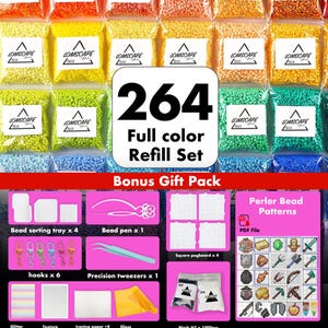 Könnte beinhalten: Ein Bastelset mit 264 farbigen Nachfüllsets mit Perlen in verschiedenen Farben. Das Set enthält ein Bonus-Geschenkpaket mit Perlensortiertabletts, einem Perlenstift, quadratischen Steckbrettern, Haken, Pinzetten, Bügelpapier und Perler-Perlenmustern.