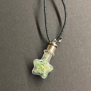 Green Aventurine Star Potion Bottle Necklace: LED Healing Crystal Jewelry