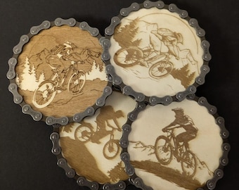 Posavasos de cadena de bicicleta, posavasos artesanal hecho con cadena de bicicleta real y madera grabada.