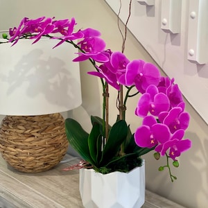 Fuchsia orchids artificial arrangement
