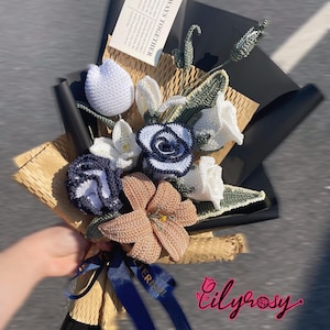 Crochet rose bouquet for boy, handmade gifts, home décor, gifts for mother&#39;s day, valentines day, birthday, anniversary