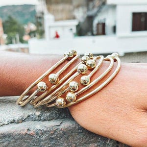 Elegant 7 Piece Gold Finish Openable Bangles Set
