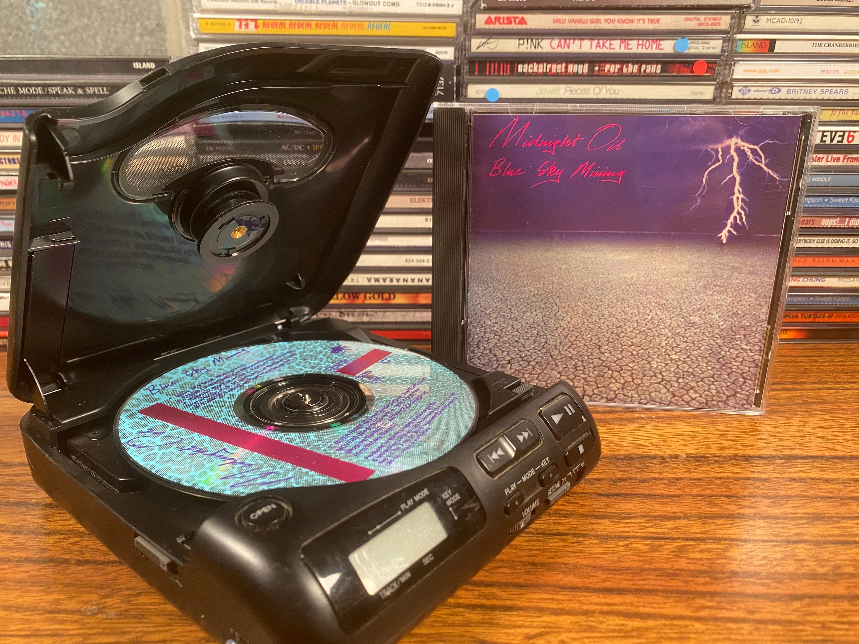 12 Disc Cd Changer for sale Only 3 left at 60