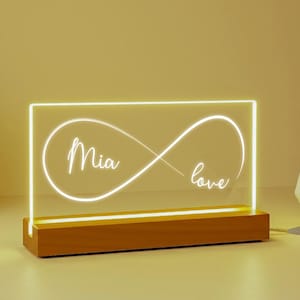Luz de noche con símbolo de infinito, regalo ideal para esposa, esposo, novia o novio. Forma de infinito con nombre, ideal para aniversario.