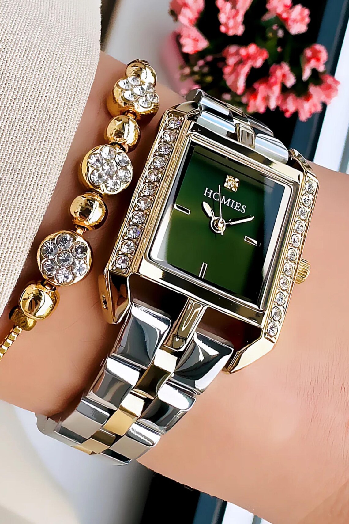 Elegant Goldsilver Women’s Watch With Crystal Bracelet Luxury Gift — free download