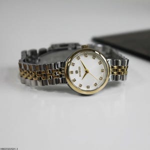 Luxury Two-Tone Ladies Watch - Elegant Gold  Silver Bracelet Wristwatch with Diamond-Style Hour Markers, Classic Round Dial