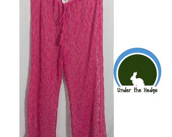 Nuevo pareo de bikini Trina Turk rosa fucsia transparente de crochet con pernera ancha - Talla L para mujer - Estilo resort bohemio para la playa