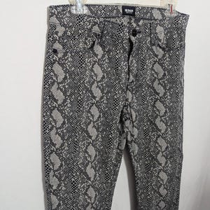 Pantalones superajustados Nico de piel de serpiente negra Hudson Gray, talla 29, elásticos, grunge, J2 imagen 2