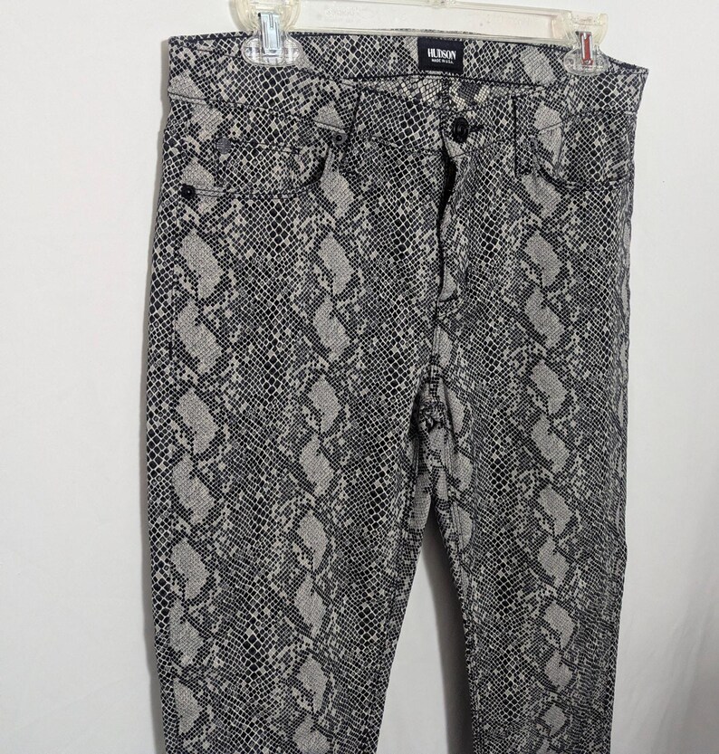 Pantalones superajustados Nico de piel de serpiente negra Hudson Gray, talla 29, elásticos, grunge, J2 imagen 2
