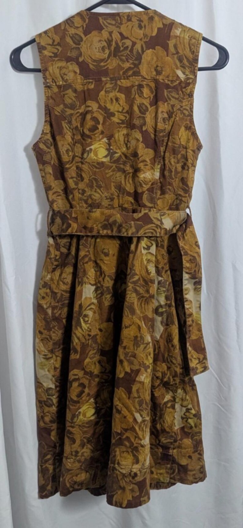 Anthropologie Moulinette Soeurs Goldbraunes Safari-Kleid mit Blumengürtel - Damen 0 - Boho Cottagecore Jungle Bild 6