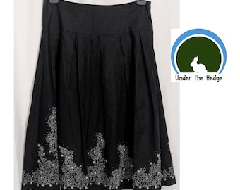 Falda midi plisada de lino negro con bordados y cuentas, estilo vintage Y2K Ninety / Fairycore Dark Academia Whimsigoth / Talla 4