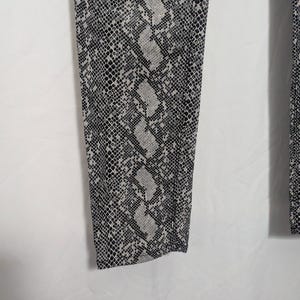 Vintage Hudson Gray Black Snakeskin Animal Print Skinny Pants - Women's 29 - Uptown Punk Elevated Indie Sleaze Grunge Goth image 3