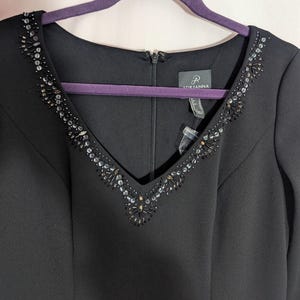 New Adrianna Papell Black Embellished Rhinestone Sequin Formal Gown | Goth Glam Old Money Black Tie | Size 6 READ image 4