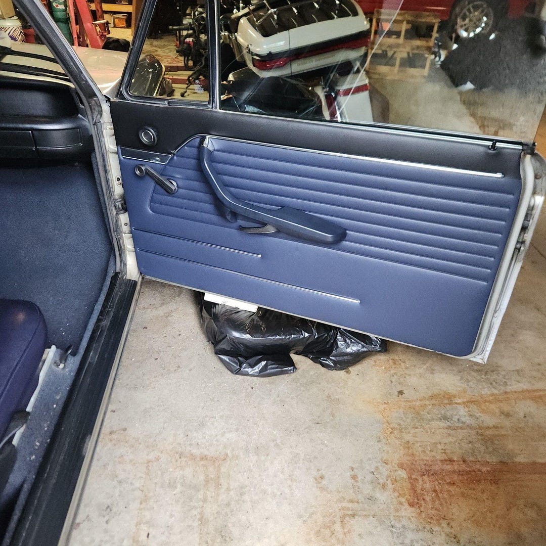 Chrom Stoßstange hinten für BMW 02 E10 1966-1971 - Oldtimer-Ersatztei Chrom Stoßstange hinten für BMW 02 E10 1966-1971 - Oldtimer-Ersatztei