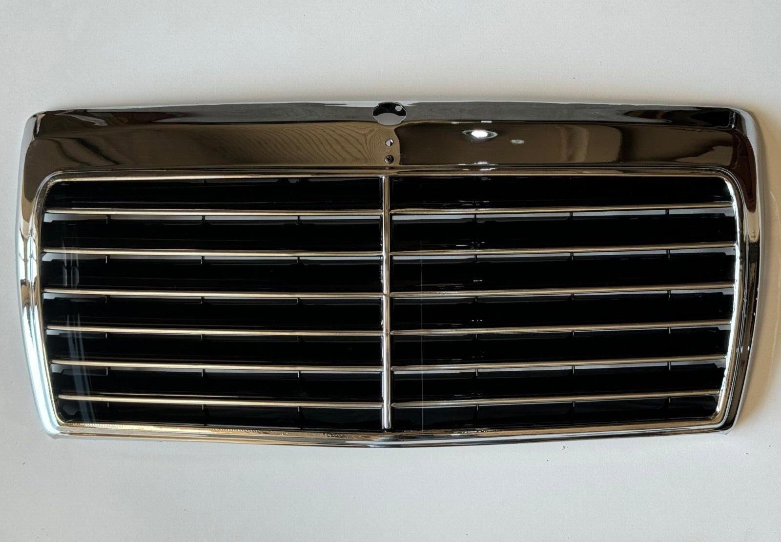 Mercedes-Benz W124 フロント灰皿 ＡＭＧjapan車両取外し il_fullxfull.6588700681_mk5r.jpg